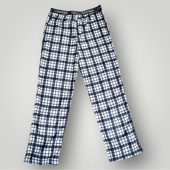 NWOT Calvin Klein Black and White Plaid Pajama Pants - Picture 5 of 9